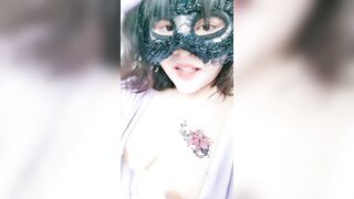 一只小狐仙精彩4P大秀【上篇】跟好姐妹一起让三个男人玩弄调情，淫声荡语互动狼友撩骚，吃奶舔逼口交大鸡巴各种草